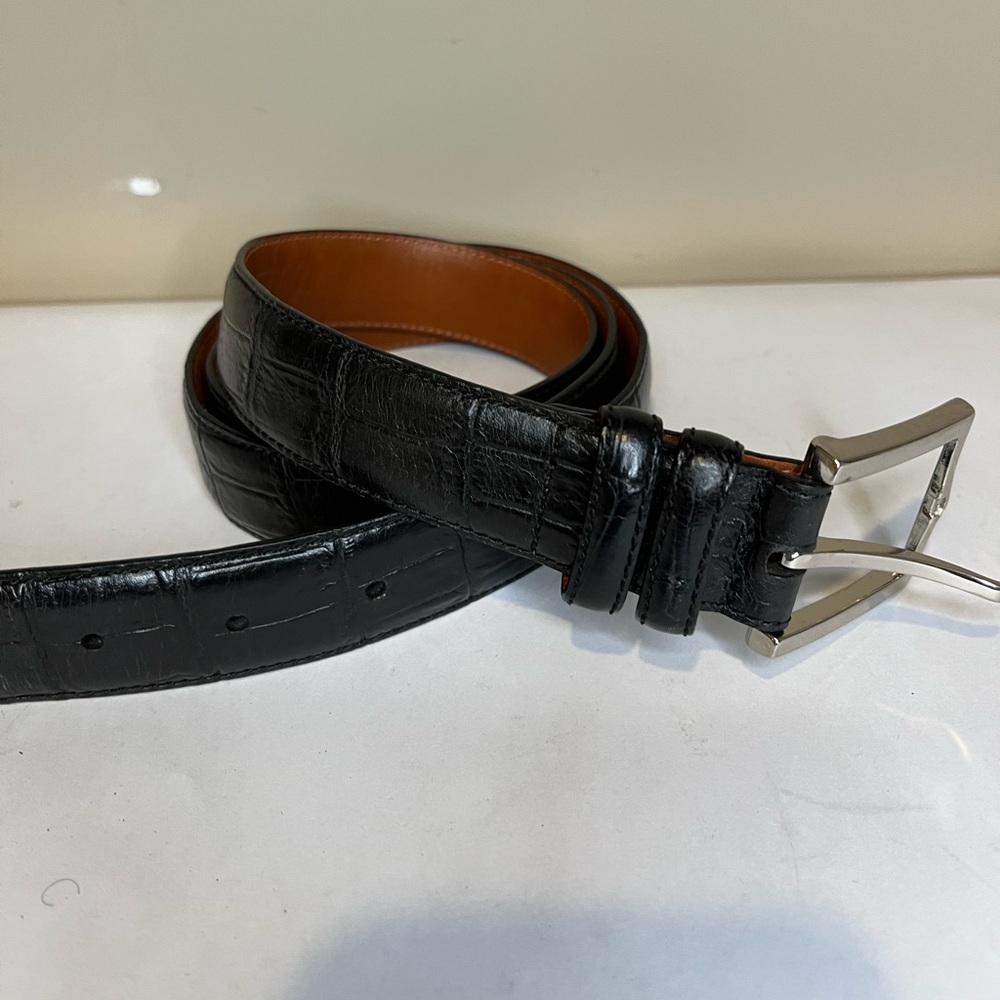 Black Embossed Leather belt size 44 statement